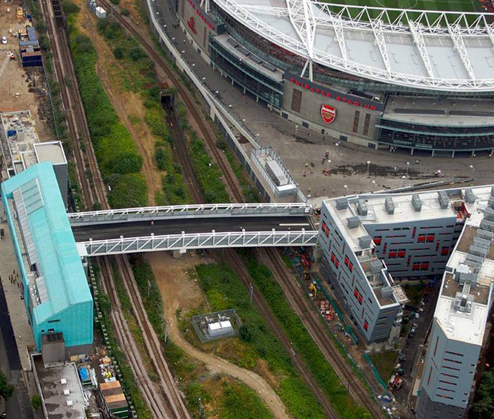 Aerial view of Emirates Arsenal Stadium and the 1,050 tonne, 100m south bridge 