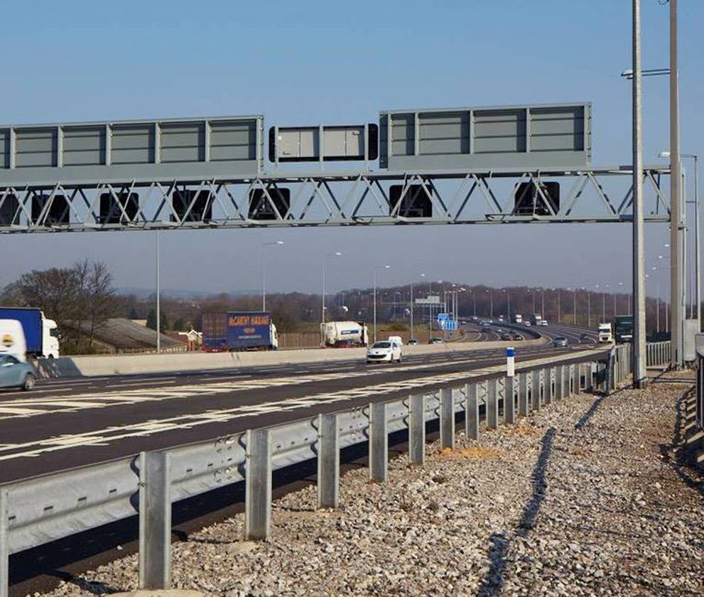 M1 Widening central reservation