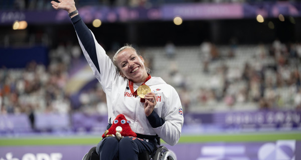 Hannah Cockroft gold medal winner